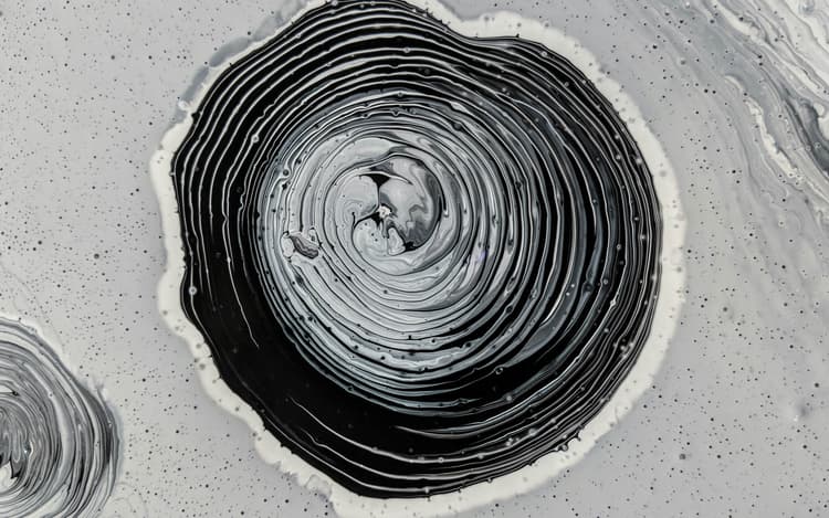 SMS Automation for Trades Businesses: What Works and What Doesn't